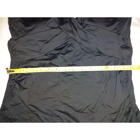 NWT Lands' End V-Neck Wrap Underwire Tankini Swimsuit Top Size 12 UPF 50 Beach - Picture 6 of 8